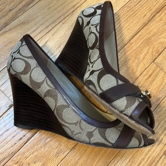 Coach wedges - Picture 7 of 8